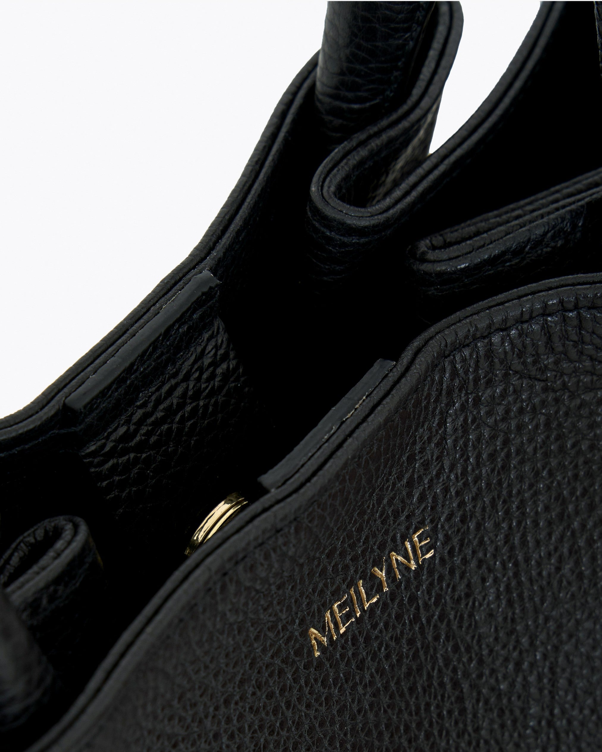 Sac cabas OZI Nuit détail du cuir grainé